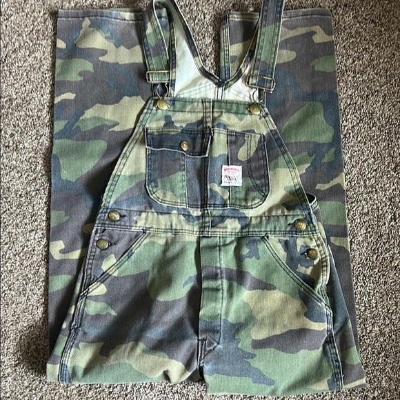 Pointer Boys Camo Overalls - Picture 1 of 6